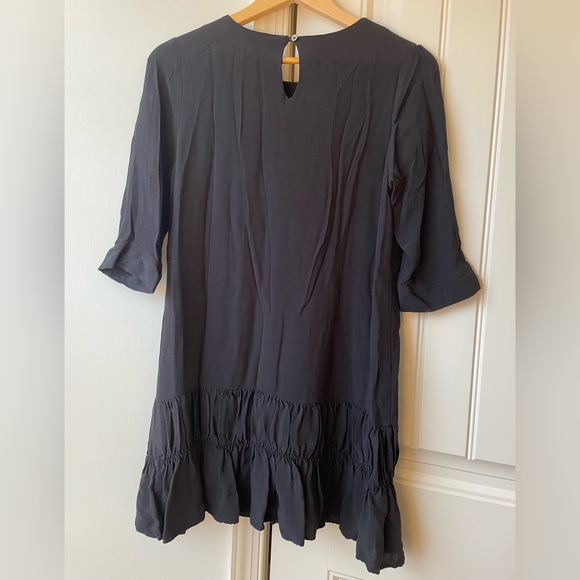 Metaphor Cute Black Long Sleeved Dress - Short and Loose - Size S - Picture 8 of 8